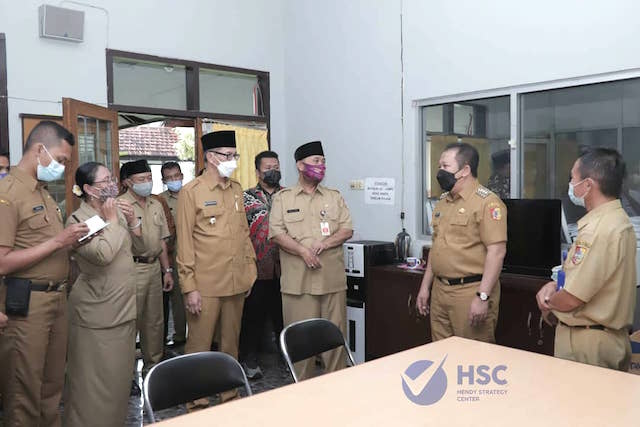 Ke Dispendik, Bupati Jember Hendy dan Wabup Firjaun Bahas Persiapan untuk Sistem Belajar Tatap Muka 